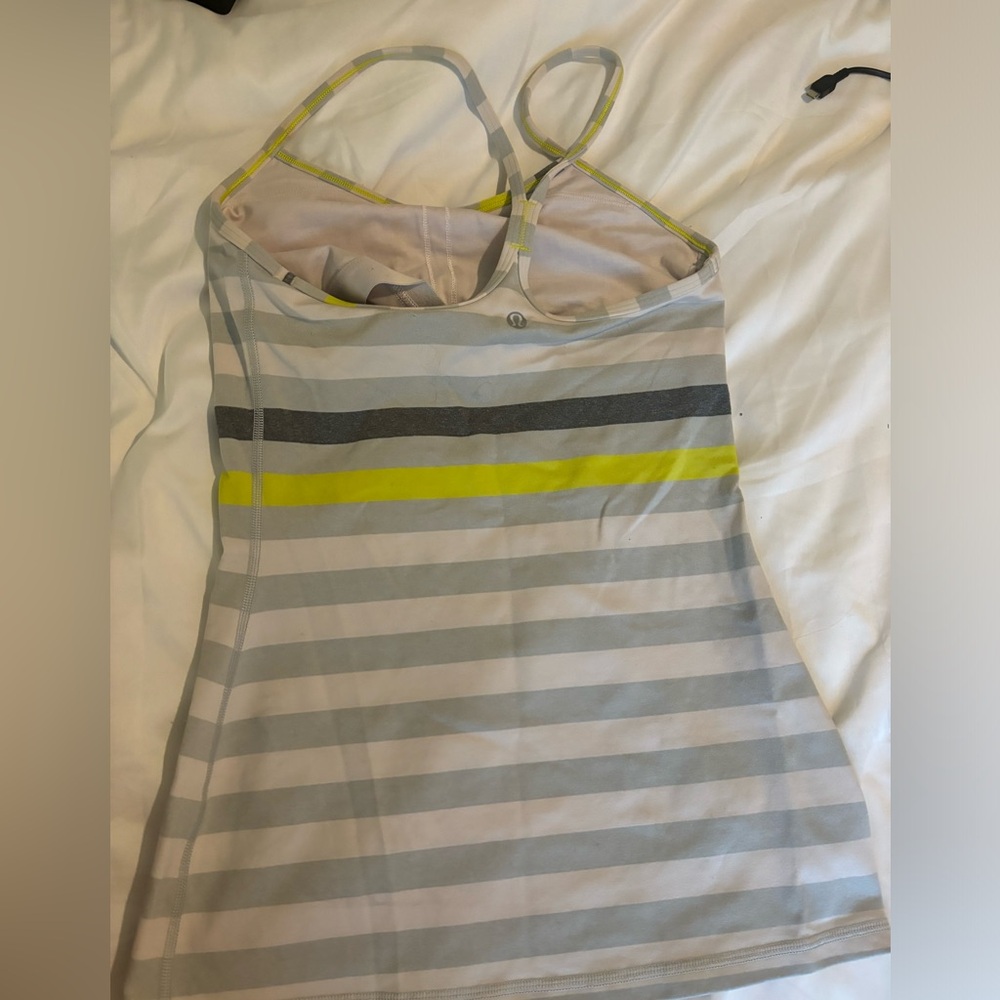 Lulu lemon y tank